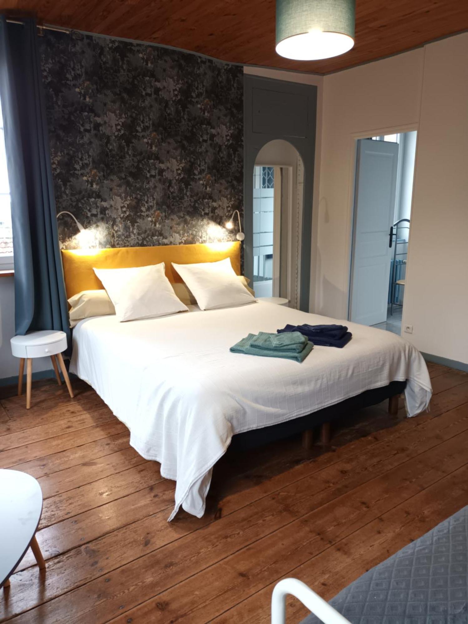 Hotel La Lendeline à Saint-Sauveur-Lendelin Extérieur photo